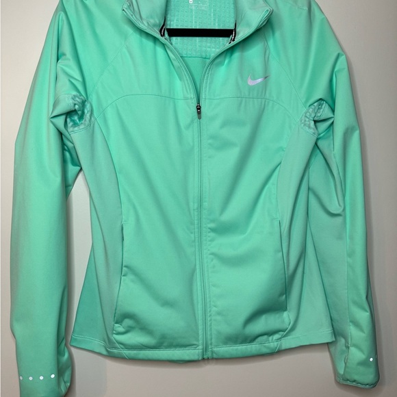 Woman’s Nike Shield Full Zip Jacket - Picture 5 of 10